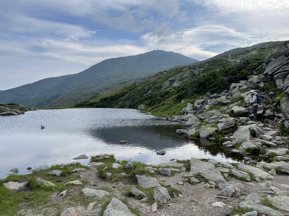 Clear view of Mt. Washington above Lakes of the Clouds